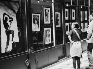 ParisArcades–Handson Hips Jouffrey