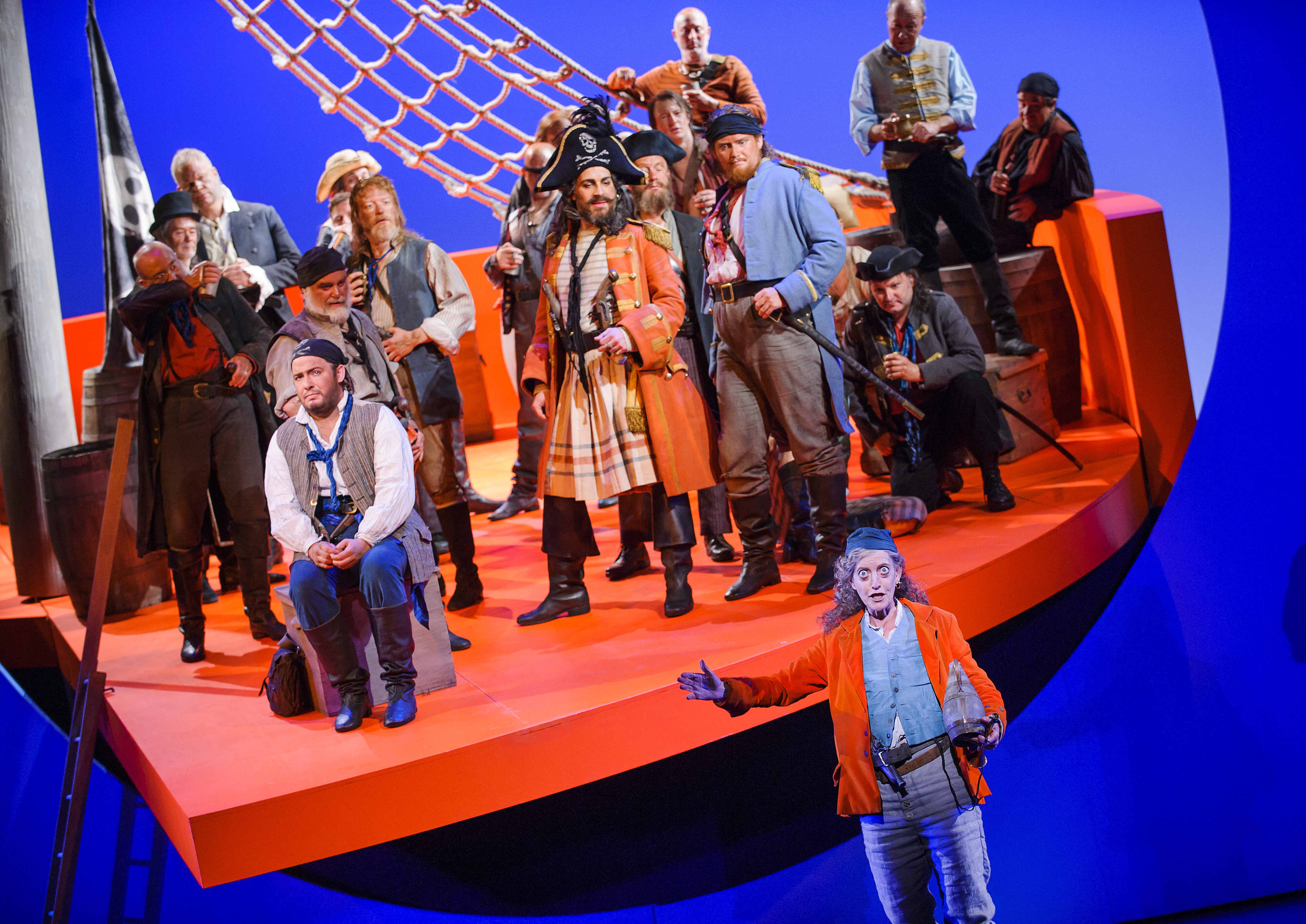 ENO-The-Pirates-Of-Penzance-Robert-Murray-Joshua-Bloom-Alexander-Robin-Baker-ENO-Chorus-and-Rebecca-de-Pont-Davies-c-Tristram-Kenton