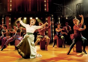 BARNUM___Linzi_Hateley_as__Chairy__and_company._Photo_by_Johan_Persson