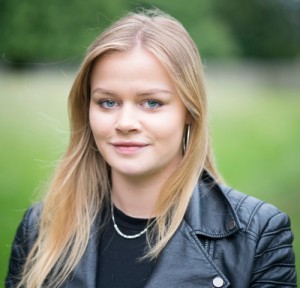 lo res Livvy Christopher 2