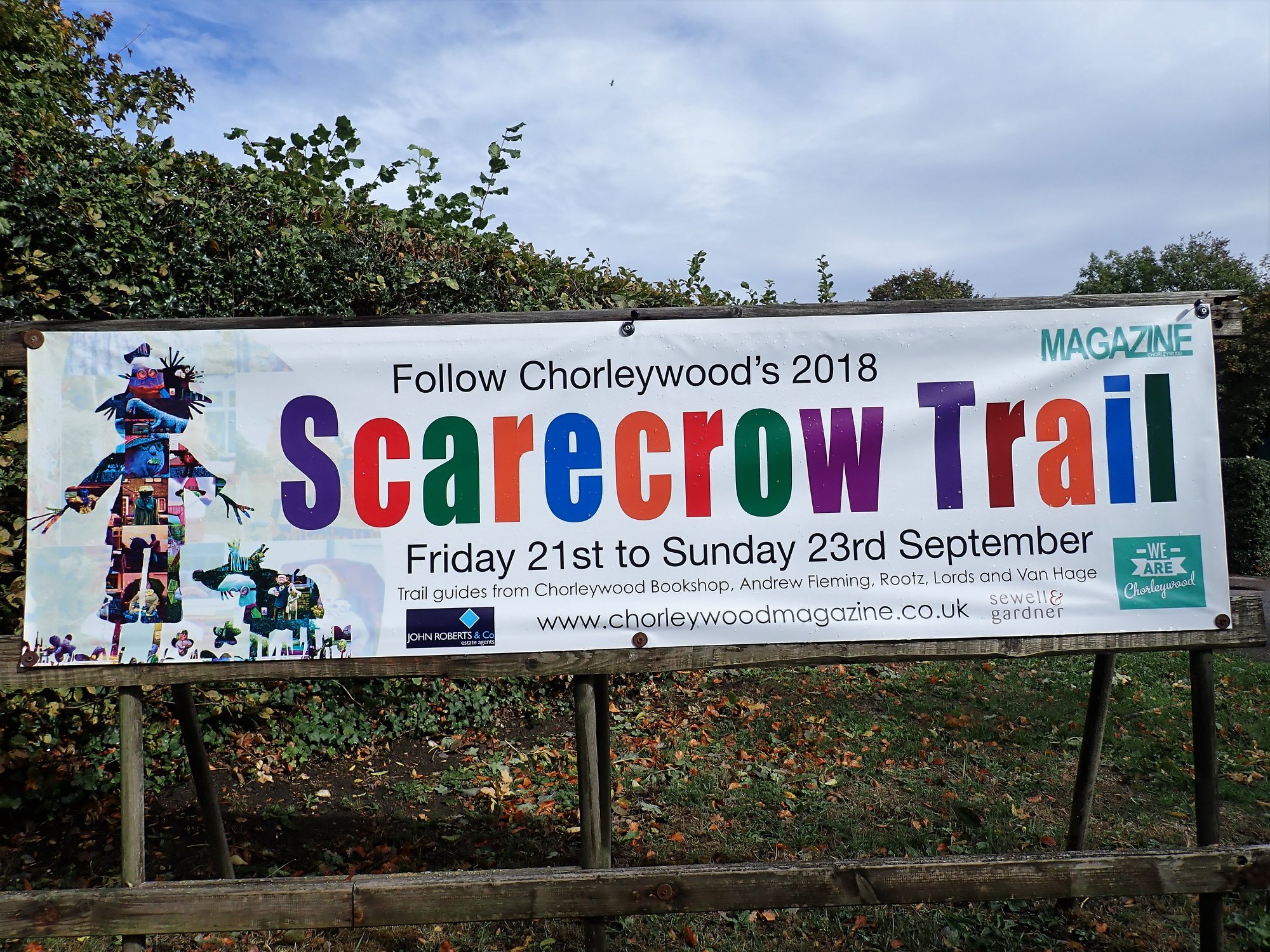 trail banner